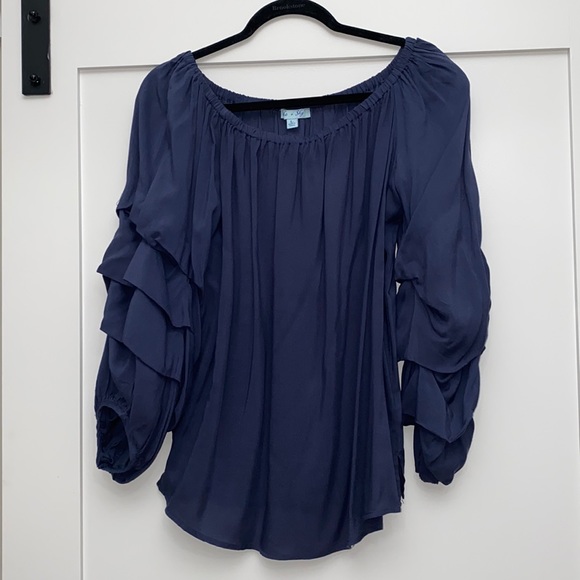 She & Sky Boutique Blue Off-the-Shoulder Ruffle Top Blouse Large - Picture 1 of 4